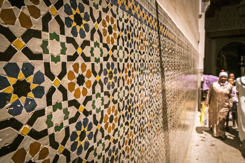 Hay detalles por toda la medina, como estos azulejos