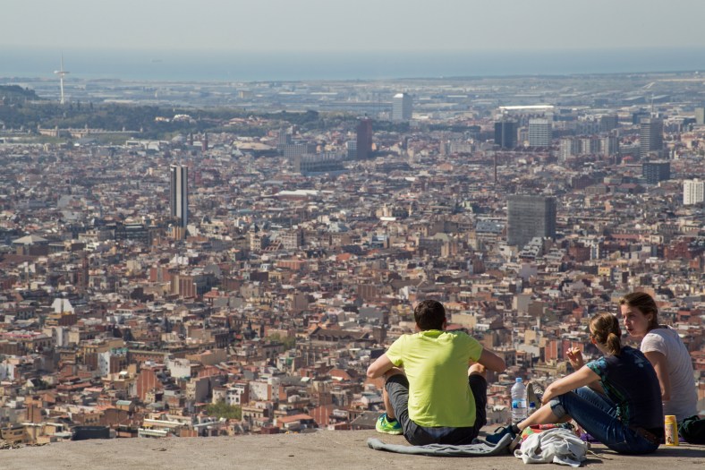 Mucha gente va a hacer picnics
