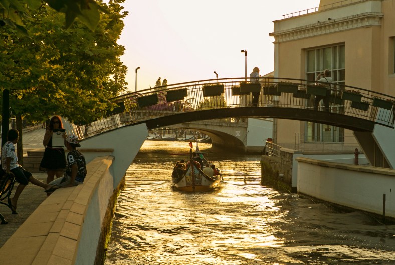 Canales al atardecer