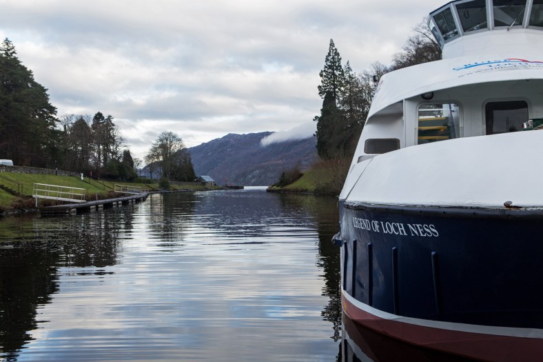 Uno de los barcos que realizan paseos turísticos por el lago