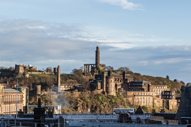 Calton Hill vista desde el Old Town